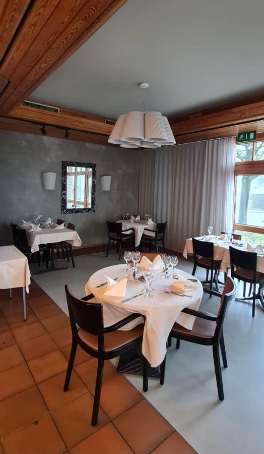 Hotel Breiti Bachenbulach Екстер'єр фото